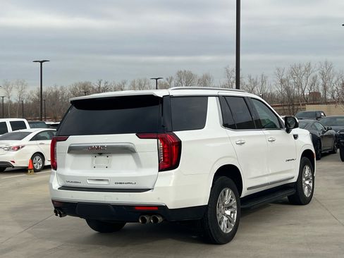 Used 2024 GMC Yukon Denali image 11