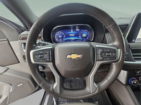 Used 2022 Chevrolet Tahoe LT w/ LT Signature Package RWD image 23