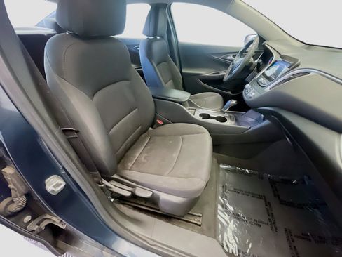 Used 2020 Chevrolet Malibu LS FWD image 16
