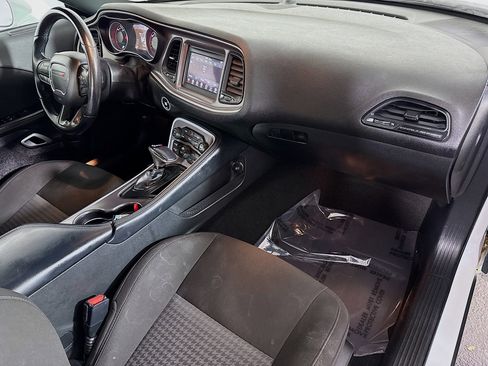 Used 2022 Dodge Challenger R/T image 28