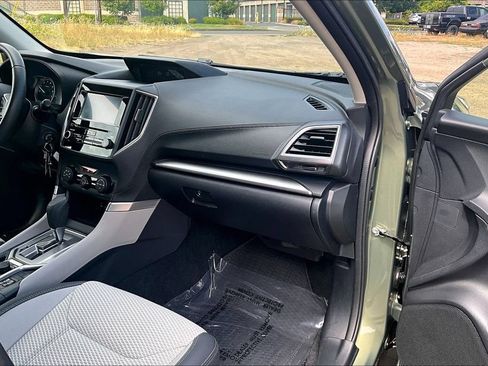 Used 2019 Subaru Forester Premium w/ All-Weather Package AWD/4WD image 19
