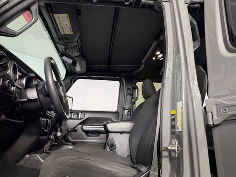 Certified 2023 Jeep Wrangler Sport image 19