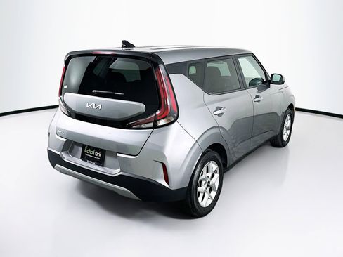 Used 2025 Kia Soul LX w/ LX Technology Package image 9