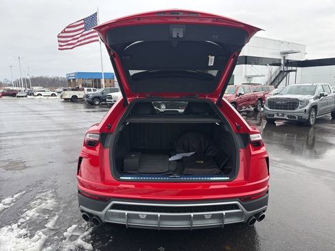 Used 2022 Lamborghini Urus image 33