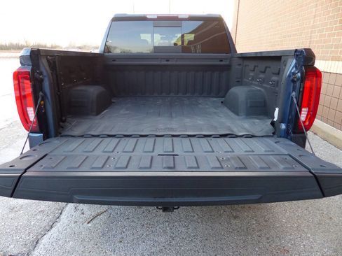 Used 2021 GMC Sierra 1500 SLT image 42