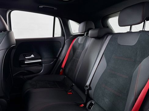 Certified 2023 Mercedes-Benz GLA 35 AMG 4MATIC image 9