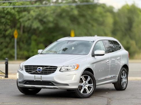 Used 2015 Volvo XC60 T6 Platinum AWD/4WD image 26
