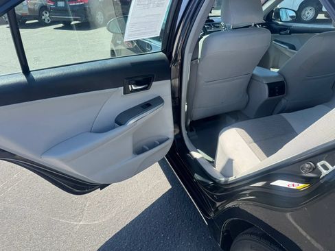 Used 2013 Toyota Camry XLE w/ Convenience Pkg FWD image 20