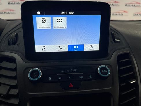 Used 2020 Ford Transit Connect XLT image 18