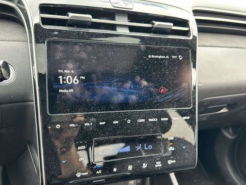 Used 2024 Hyundai Santa Cruz Limited image 15