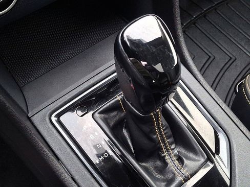 Used 2021 Subaru Crosstrek 2.5i Sport w/ Moonroof Package image 12