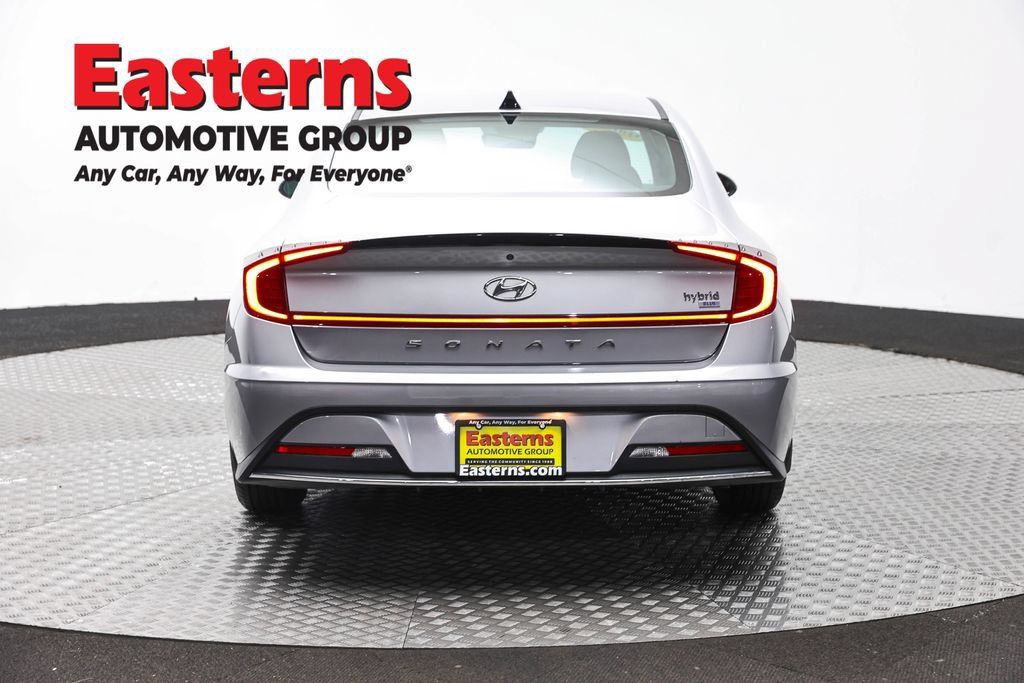 Used 2023 Hyundai Sonata Blue FWD image 8