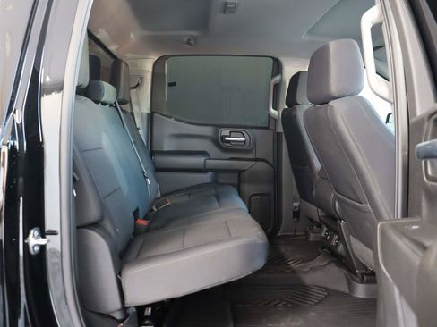 Certified 2026 Chevrolet Silverado 1500 Custom Trail Boss w/ LPO, Dark Essentials Package AWD/4WD image 17