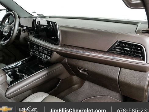 Certified 2025 Chevrolet Tahoe LT AWD/4WD image 24