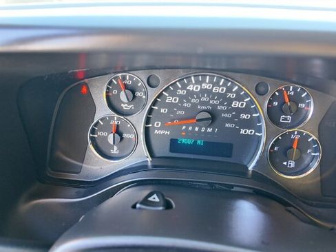 Used 2016 GMC Savana 3500 Extended image 4