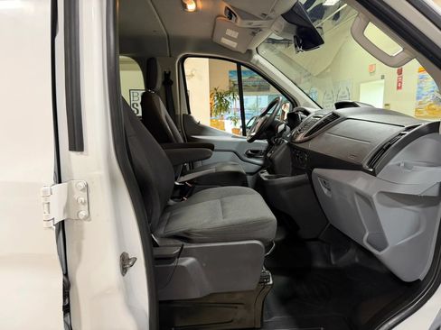 Used 2019 Ford Transit 350 XLT RWD image 35