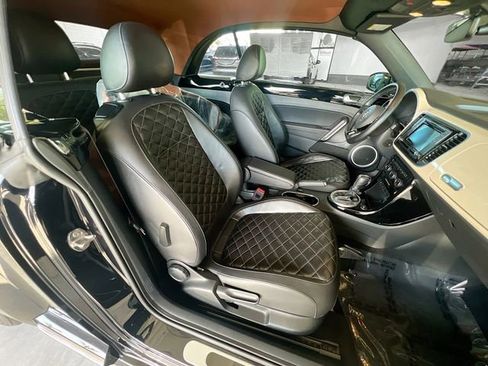 Used 2019 Volkswagen Beetle 2.0T Final Edition SEL image 30