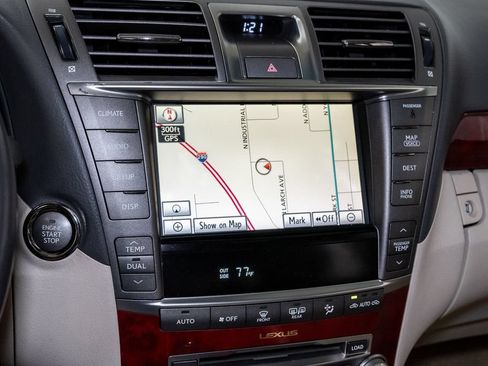 Used 2011 Lexus LS 460 AWD w/ Luxury Value Edition image 16