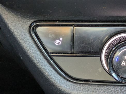 Certified 2023 Honda HR-V Sport image 32