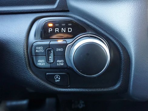 Used 2019 RAM 1500 Big Horn AWD/4WD image 38