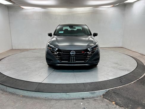 New 2025 Nissan Versa SR w/ Trunk Package image 8