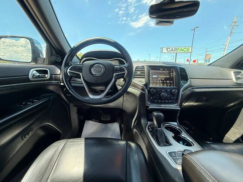 Used 2018 Jeep Grand Cherokee Limited w/ Trailer Tow Group IV AWD/4WD image 28