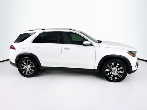 Used 2024 Mercedes-Benz GLE 350 4MATIC image 9