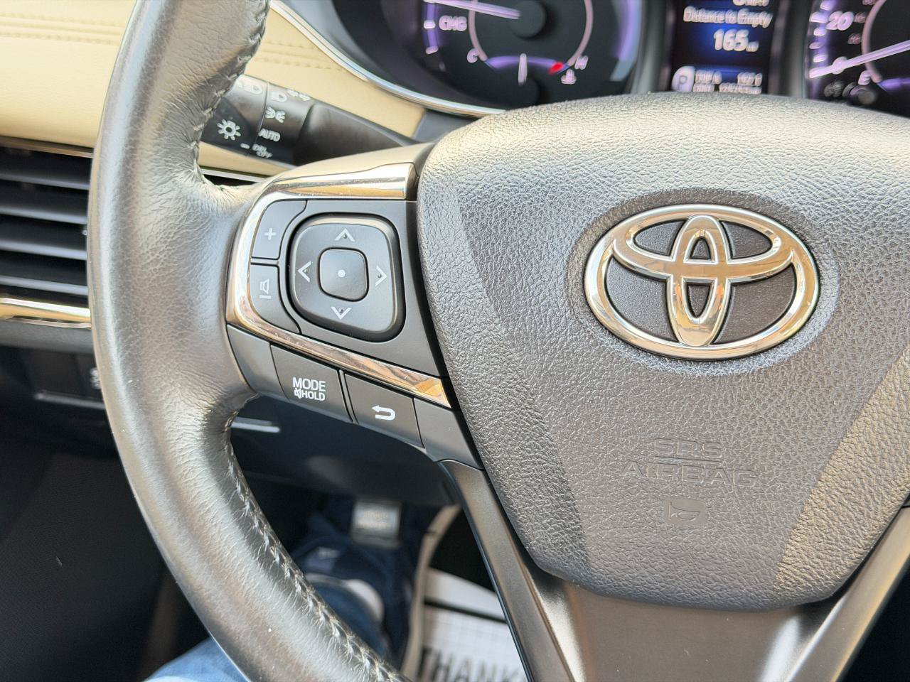 Used 2016 Toyota Avalon XLE Premium FWD image 70