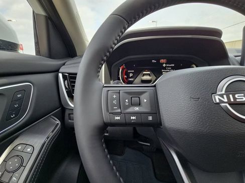 New 2026 Nissan Rogue Platinum AWD/4WD image 11