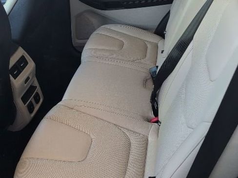 Used 2020 Ford Edge Titanium w/ Equipment Group 301A AWD/4WD image 3