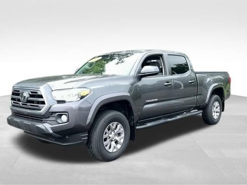 Used 2019 Toyota Tacoma SR5 AWD/4WD image 1