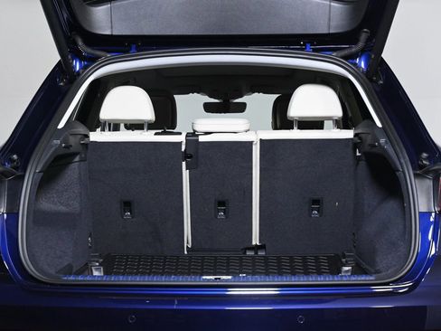 Used 2025 Audi Q3 2.0T Premium w/ Convenience Package image 21