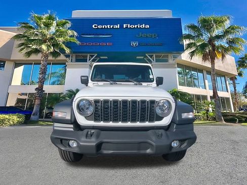 Certified 2025 Jeep Wrangler Unlimited Sport image 9