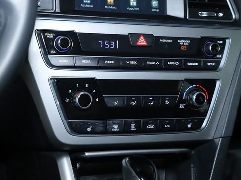 Used 2017 Hyundai Sonata Sport w/ Value Edition Package 02 image 31