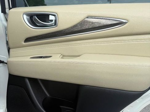 Used 2015 INFINITI QX60 Luxe AWD/4WD image 22