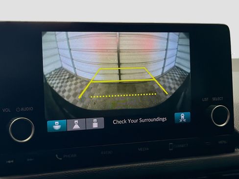 Used 2025 Honda Civic Sport image 16