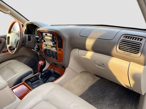 Used 2000 Lexus LX 470 4WD image 28