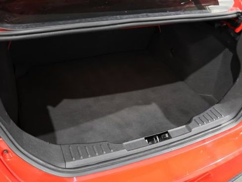 Used 2014 Ford Focus SE FWD image 12
