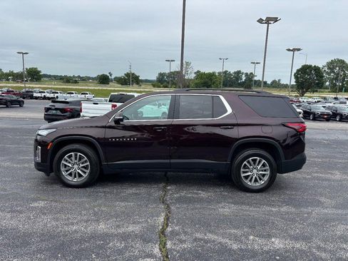 Certified 2023 Chevrolet Traverse LT FWD image 2