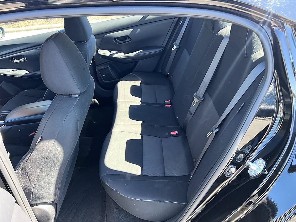 Certified 2025 Nissan Sentra SV FWD image 14
