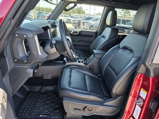 Used 2026 Ford Bronco Outer Banks AWD/4WD image 9