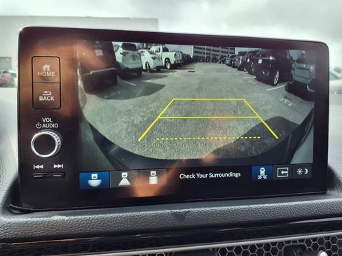 Used 2025 Honda Civic Sport Touring image 6