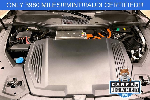 Certified 2024 Audi Q8 e-tron Premium AWD/4WD image 10