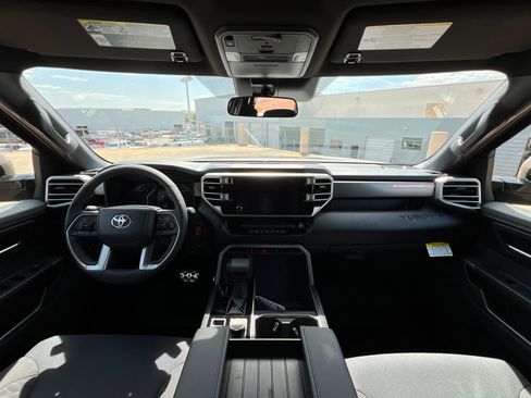 New 2026 Toyota Tundra SR5 AWD/4WD image 9