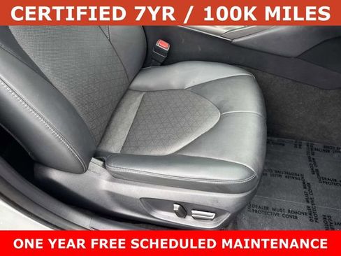 Used 2022 Toyota Camry XSE w/ Cold Weather Package FWD image 10