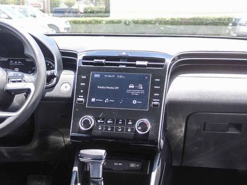 Used 2022 Hyundai Tucson SEL FWD image 17
