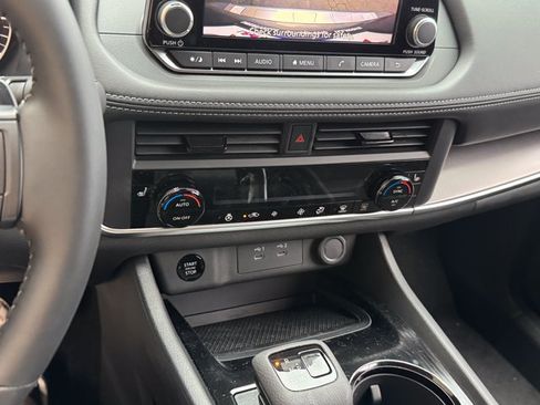 New 2026 Nissan Rogue SV w/ Cold Weather Package AWD/4WD image 15