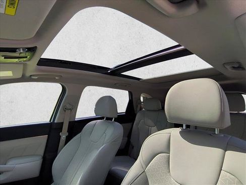 Used 2024 Kia Sorento SX Prestige w/ Panoramic Sunroof Package AWD/4WD image 21