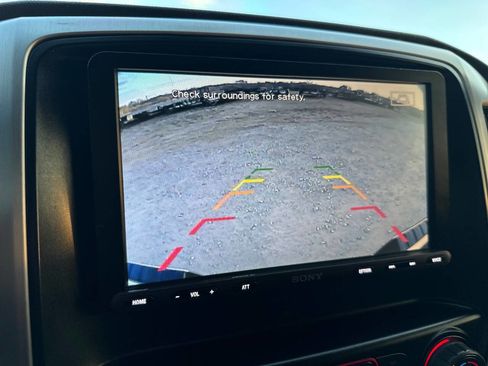 Used 2015 GMC Sierra 2500 SLE w/ Suspension Package, Off-Road image 23