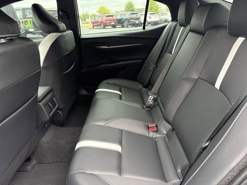 Used 2026 Toyota Camry SE w/ Convenience Package FWD image 6